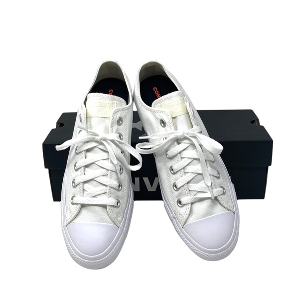 Converse Chuck Taylor Low Top Shoes Skate Canvas White Women's Casual A02175C-WW - Picture 4 of 9